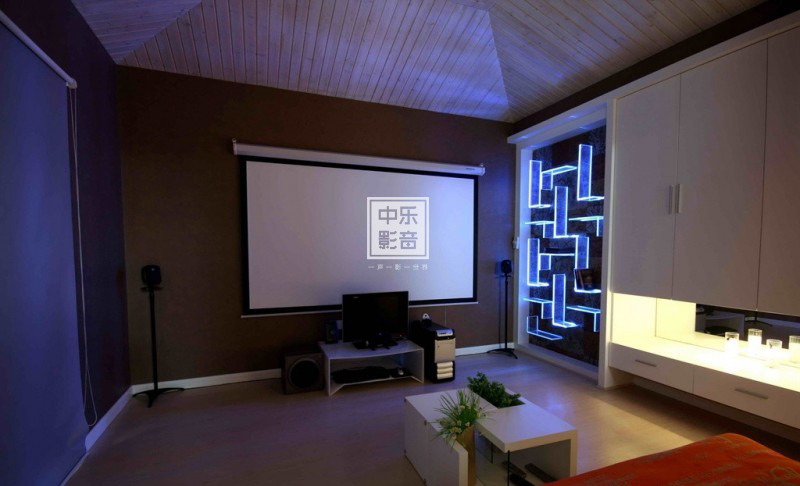 做一套私人影音房需要要多大的房間？